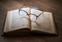 Saat Kutu Buku Jadi Penulis