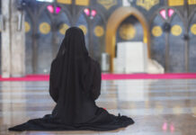 Pakaian Sholat Wanita dengan Model Potongan